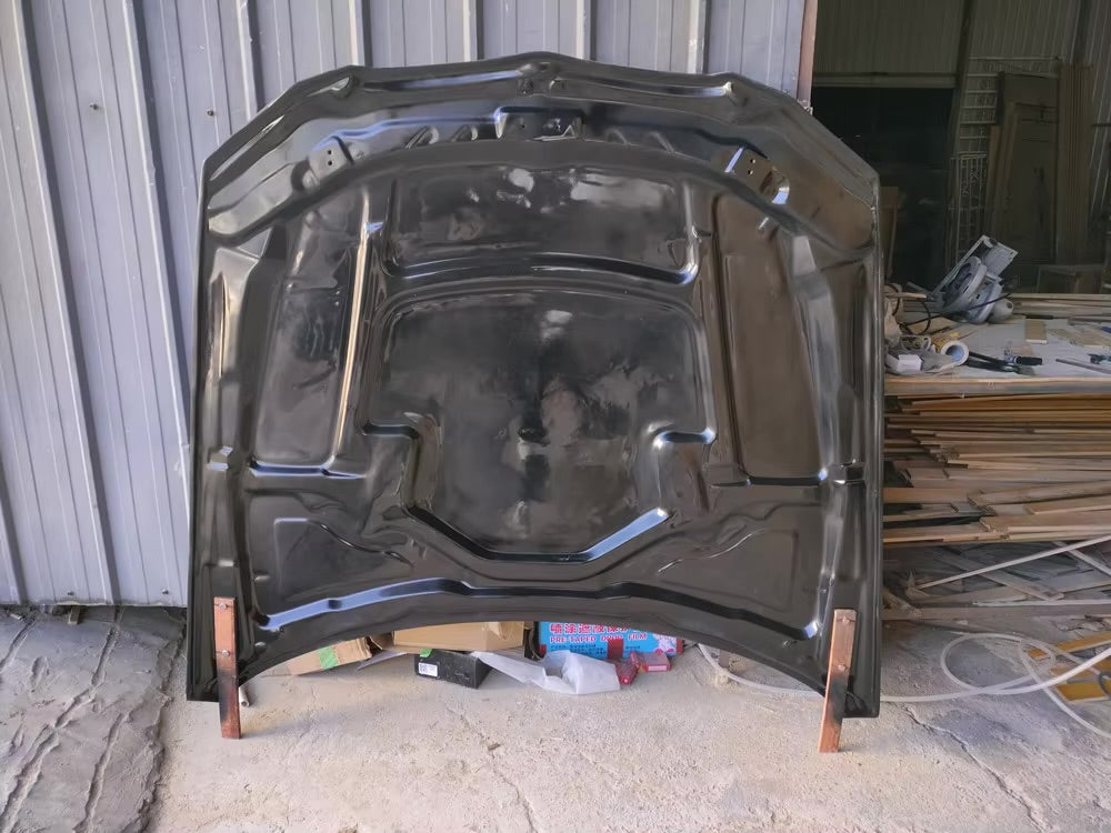 BMW E92 M3 Style Carbon Fiber Hood